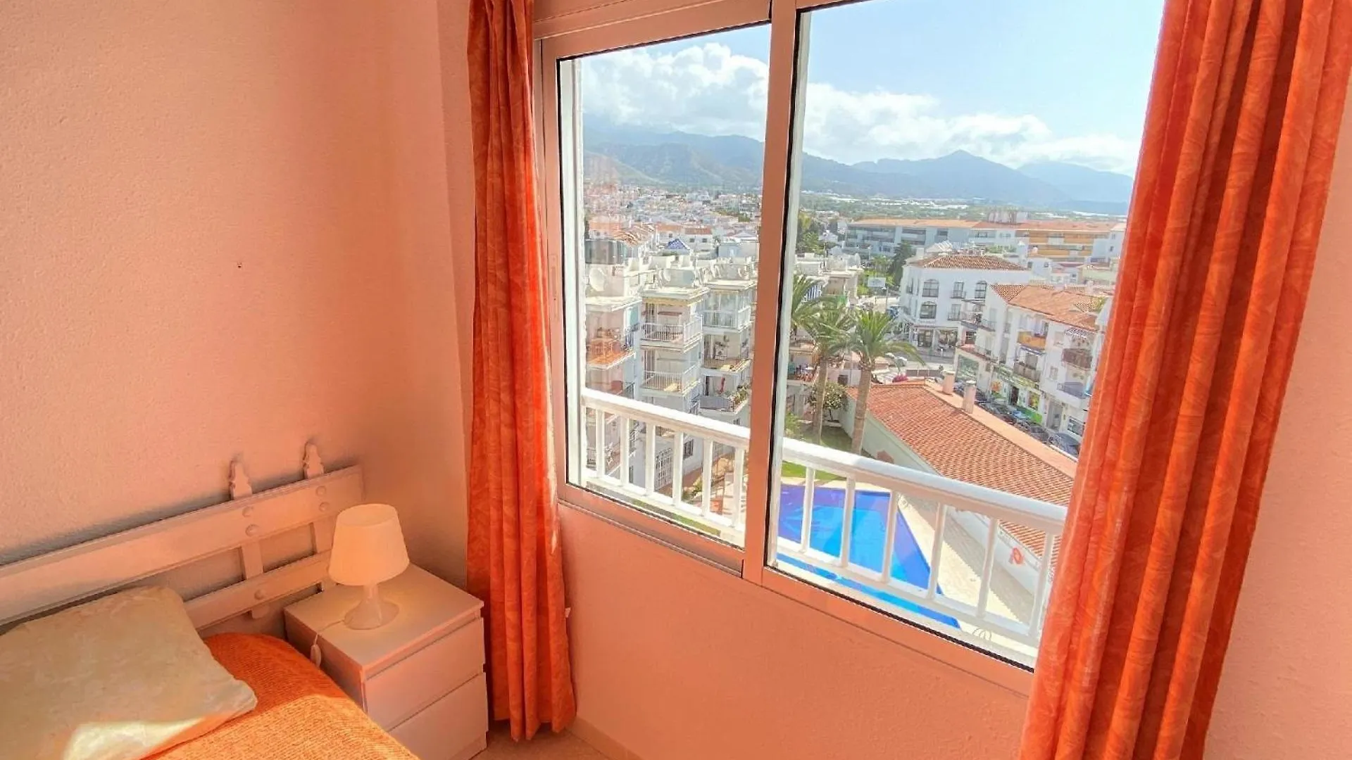 Ferienwohnung Fuer 3 Personen Ca 60 Qm In Nerja, Andalusien Costa Del Sol Apartment