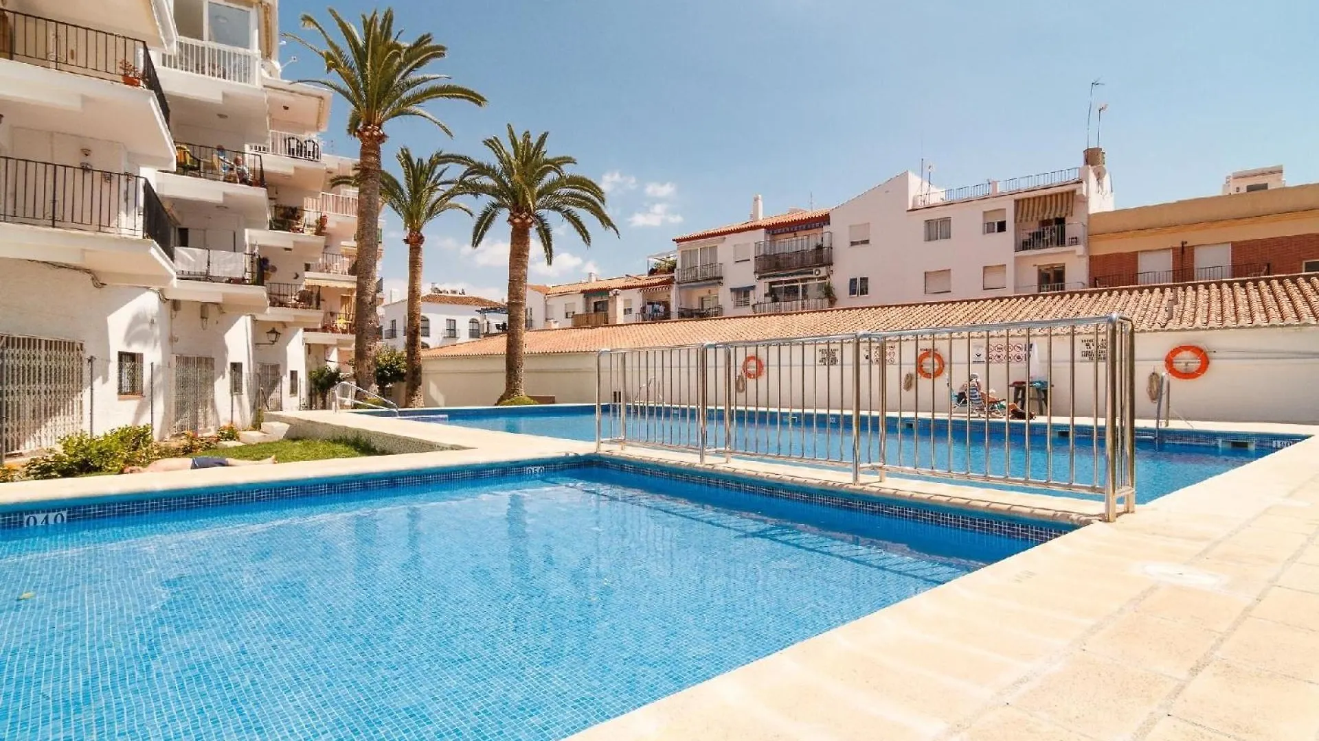 Ferienwohnung Fuer 3 Personen Ca 60 Qm In Nerja, Andalusien Costa Del Sol Apartment